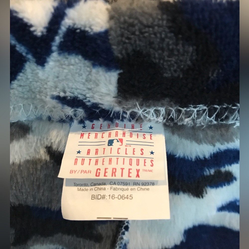 Toronto Blue Jays Camo Fleece Pajama Pants - Picture 6 of 6